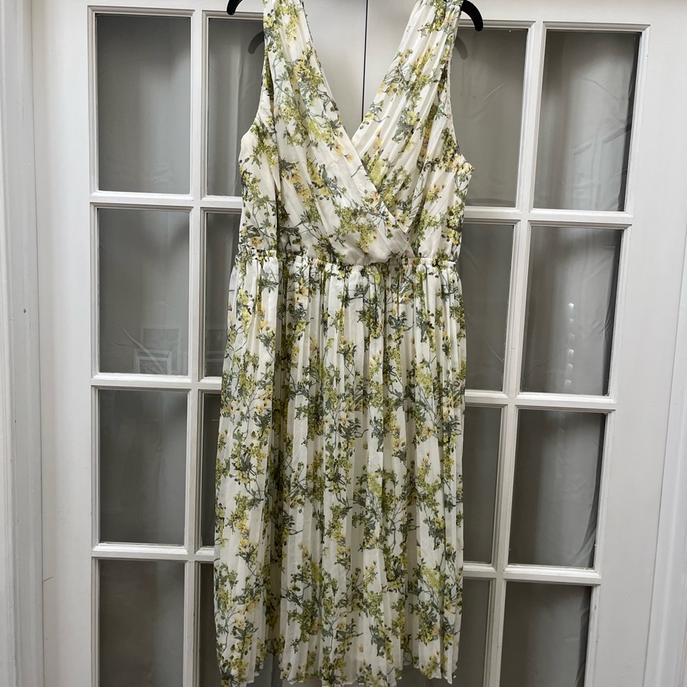 Alex Marie Green and White Wrap Midi Dress V-Neck Sleeveless